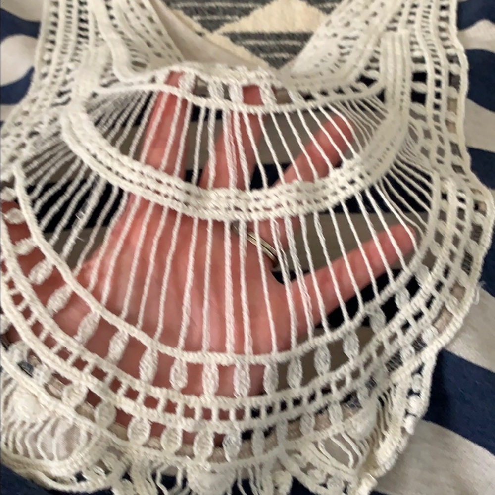 Mystree brand poncho (with sleeves) - Picture 4 of 6